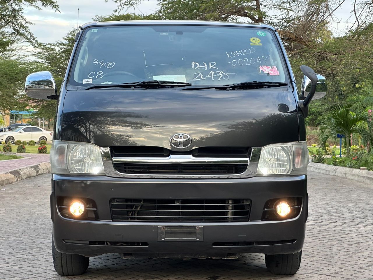 HIACE VAN